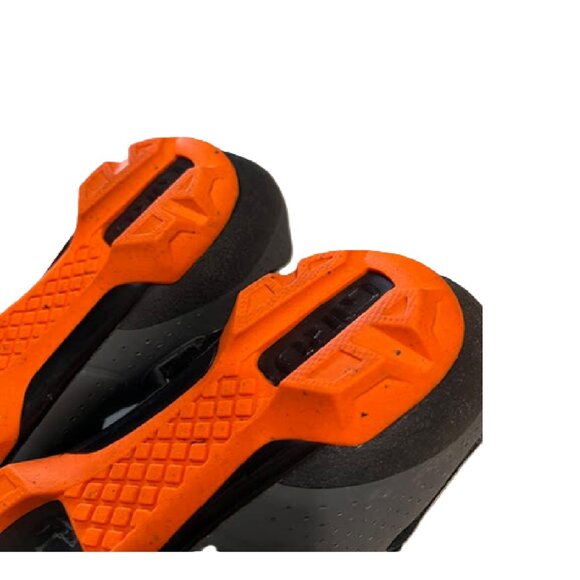 Giro Privateer R Cycling Shoes MTB 42 Men\'s US 9  Dark Shadow Flame Orange